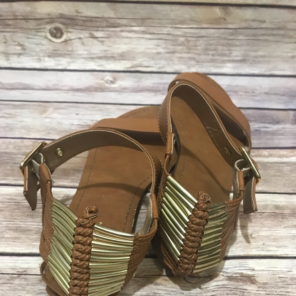 Mossimo Supply Co. Sandals - Picture 3 of 4